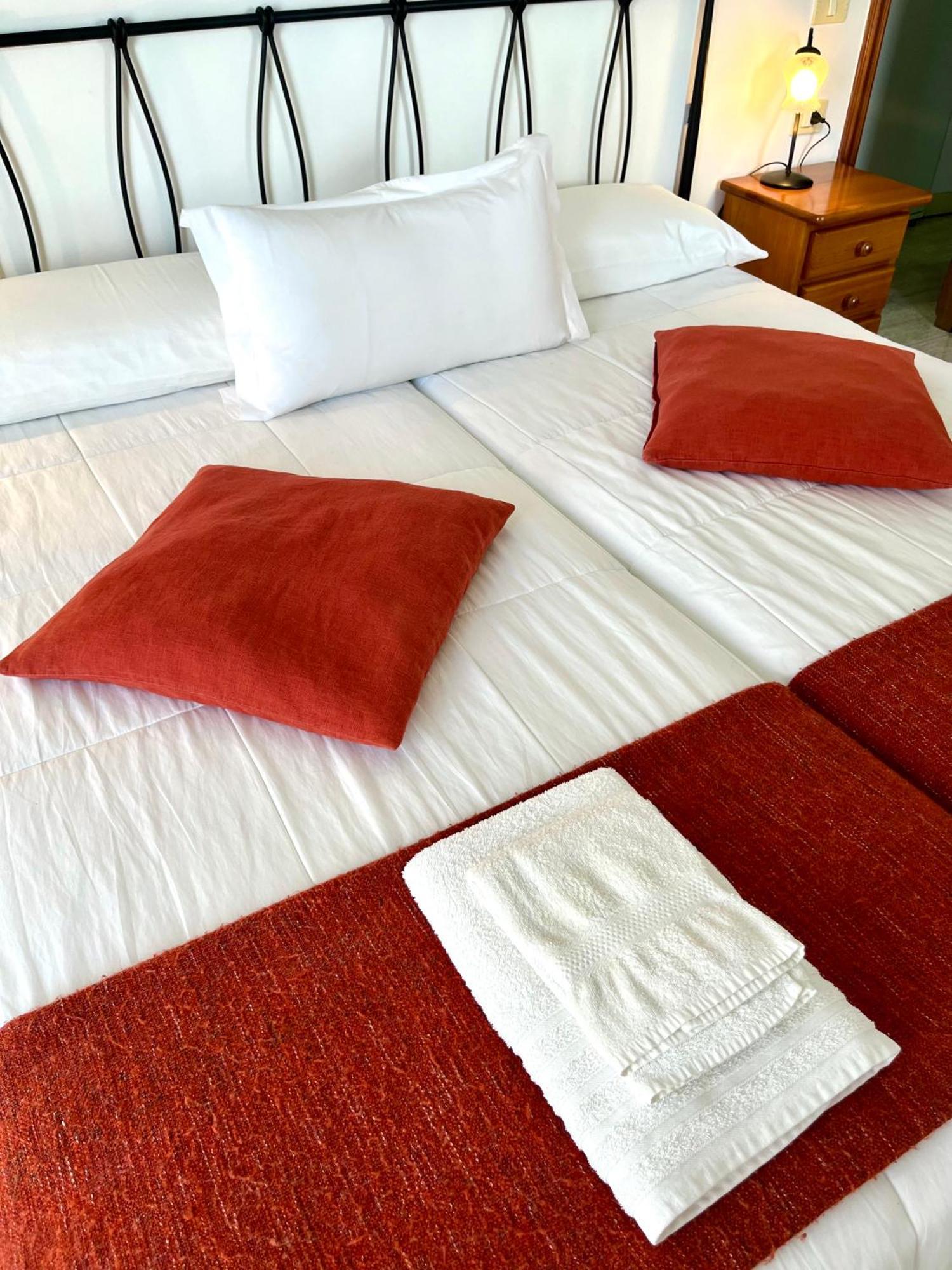 Apartamentos Edalmar フロンテーラ エクステリア 写真