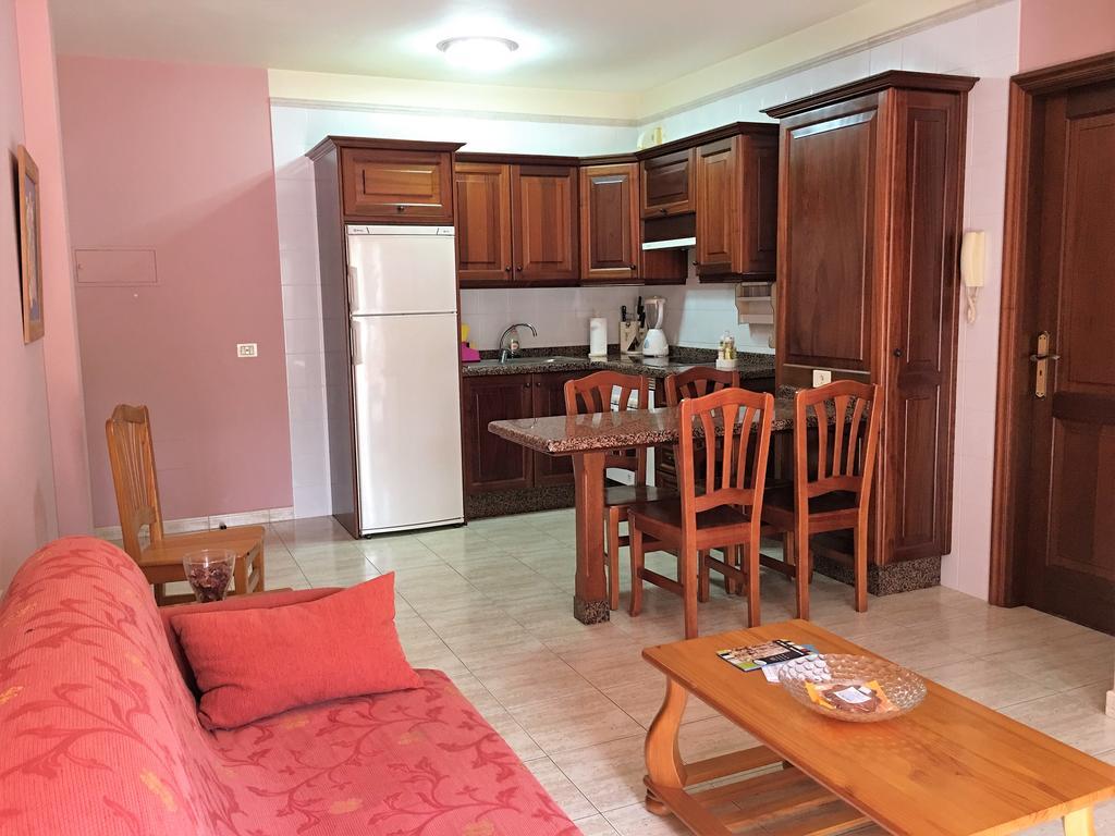 Apartamentos Edalmar フロンテーラ エクステリア 写真