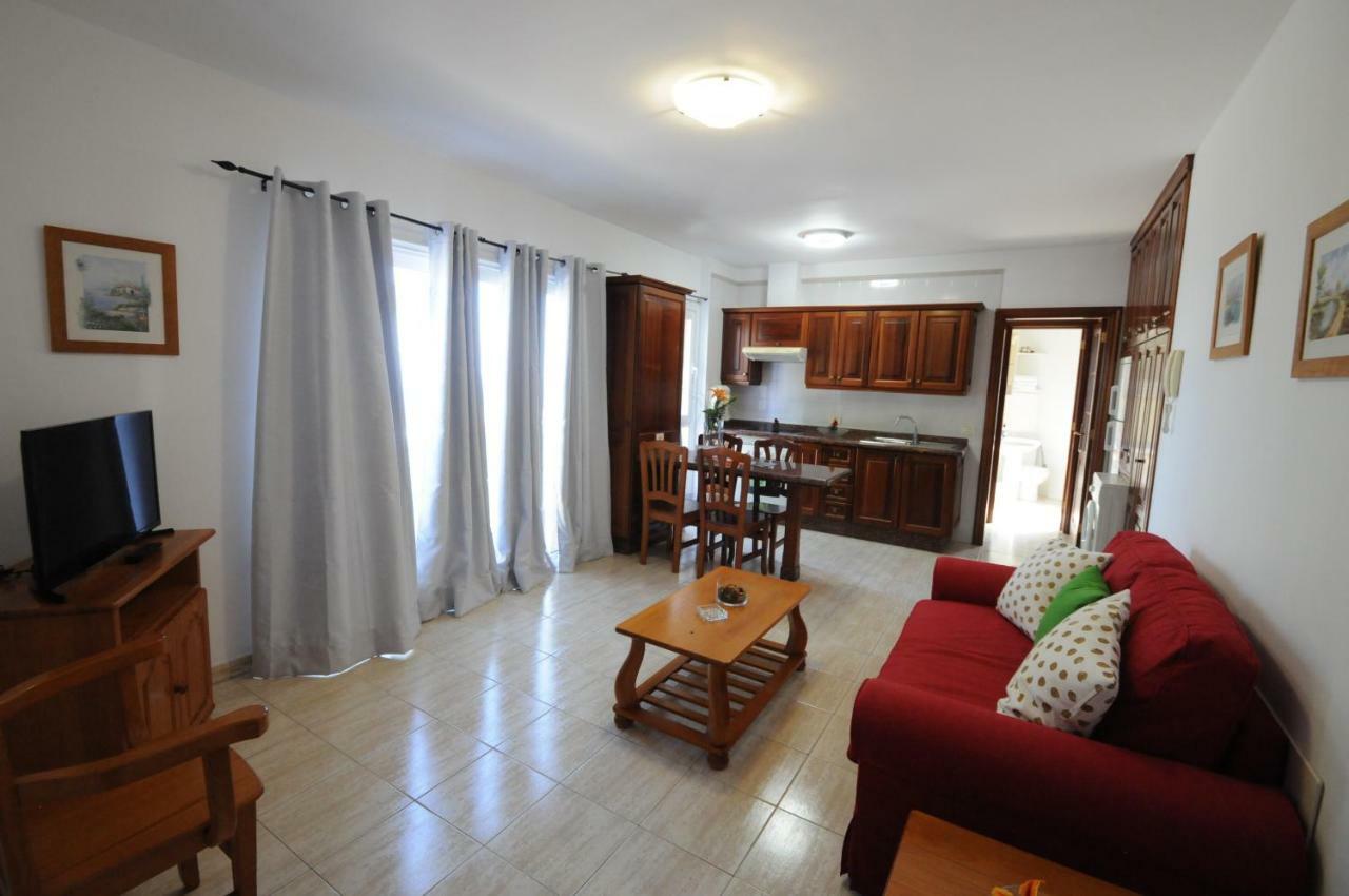 Apartamentos Edalmar フロンテーラ エクステリア 写真