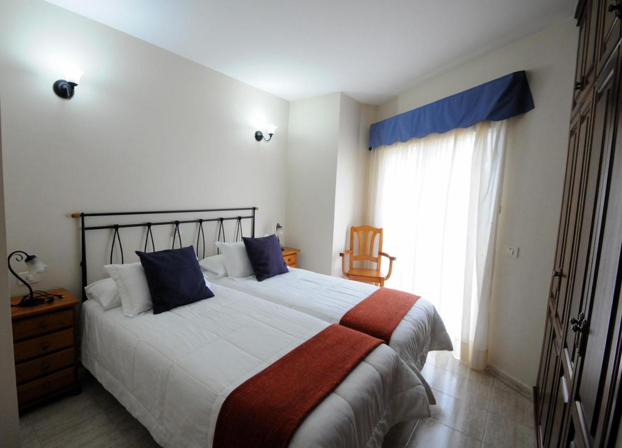 Apartamentos Edalmar フロンテーラ エクステリア 写真